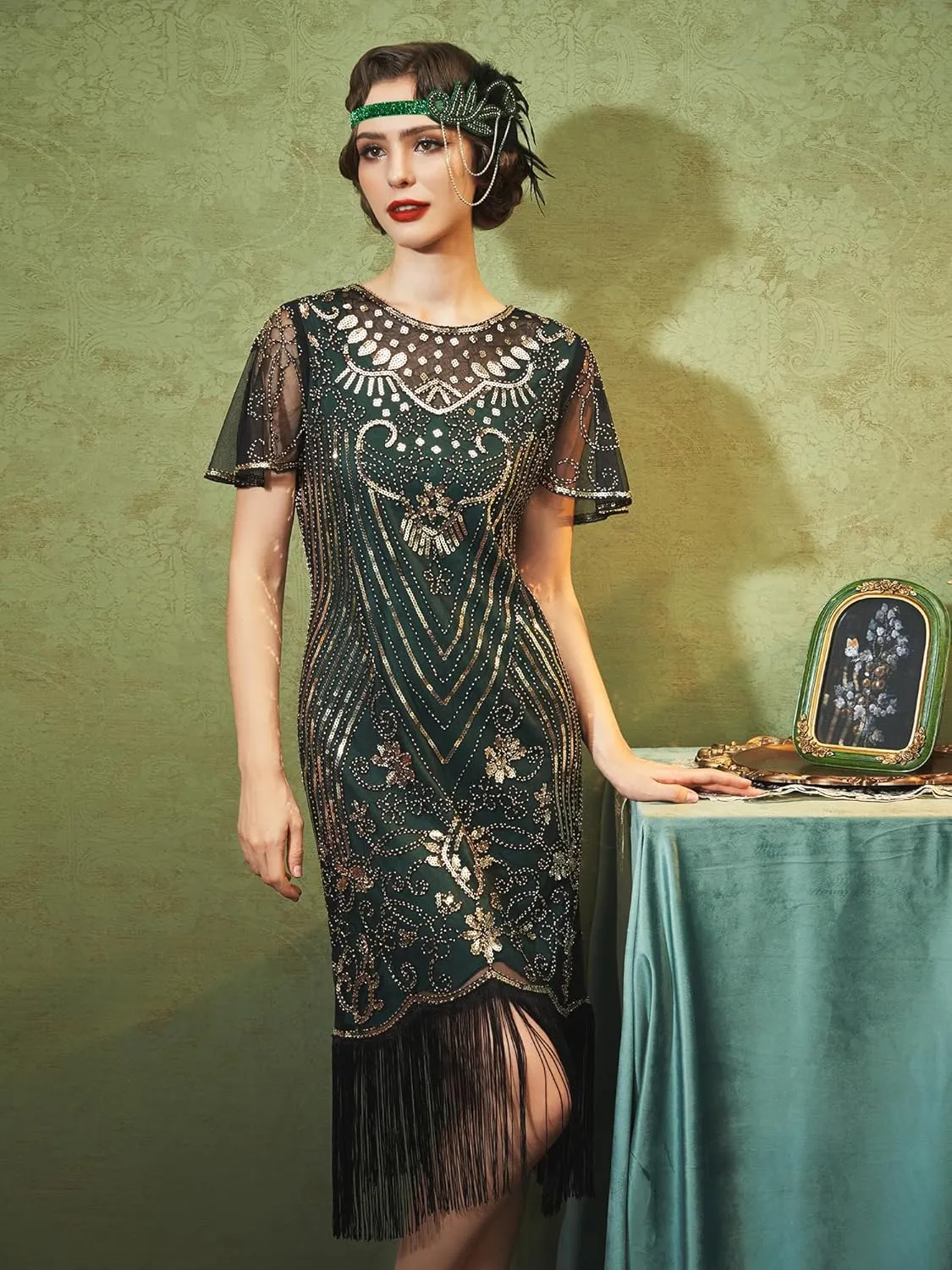 SWEETV Great Gatsby Lace Neck Flapper Dress - 1920s Dress for Women With Sleeve - Roaring 20s Costume